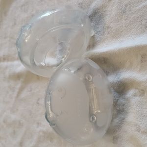 Hakkaa ladybug milk collector set of 2